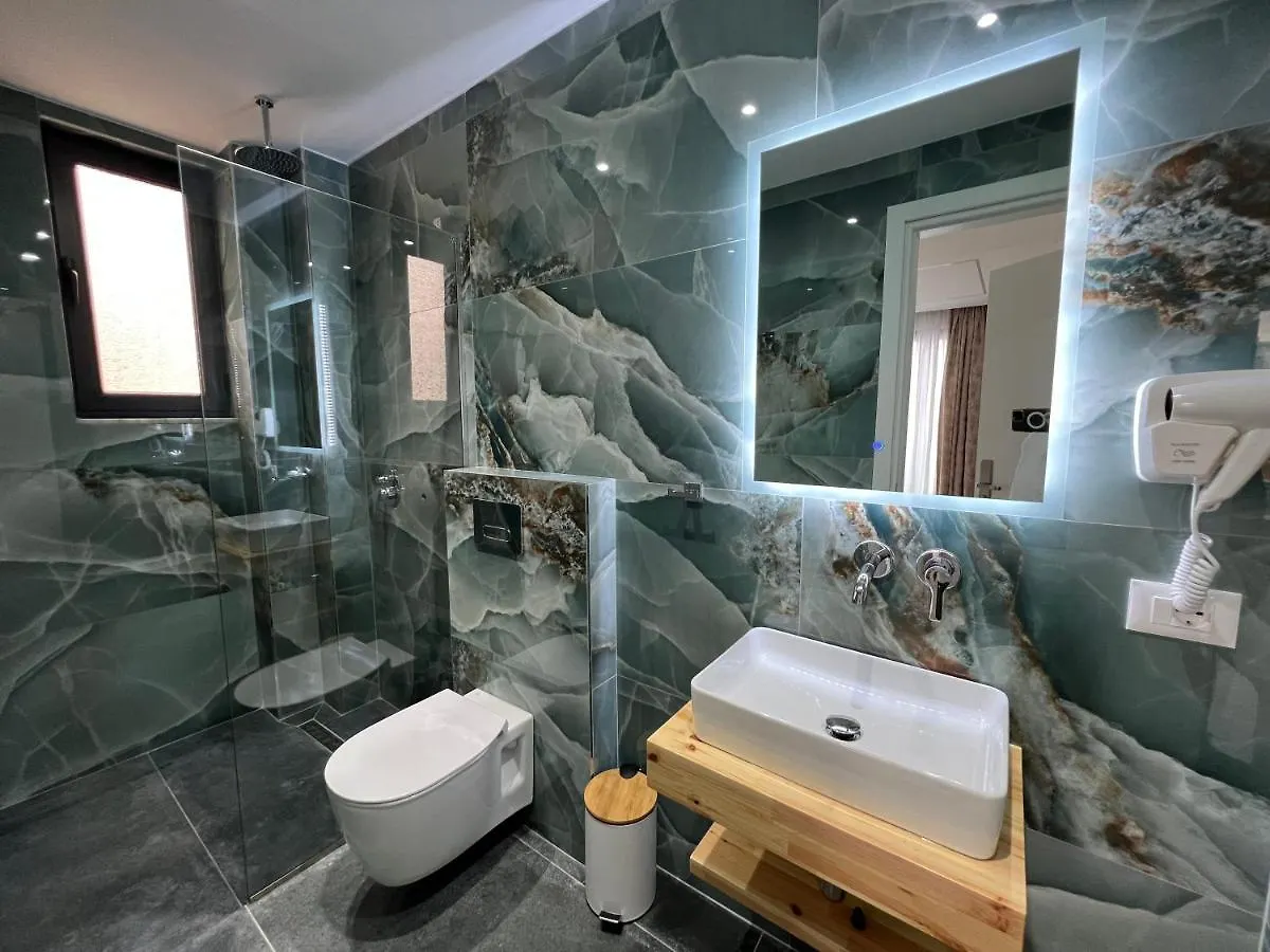 Poseidon Hotel 2 Ksamil