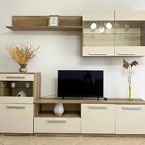 aldo-apartment.hotels-in-tirana.com/